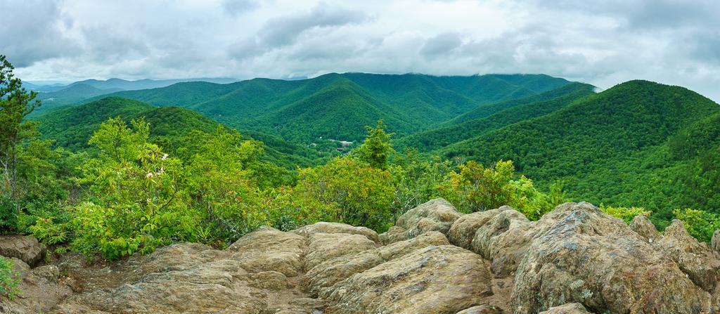 View of Montreat and the Seven Sisters ridge from the Lookout trail.